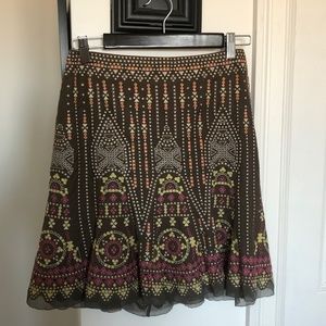 Elie Tahari knee length flirty embroidered skirt